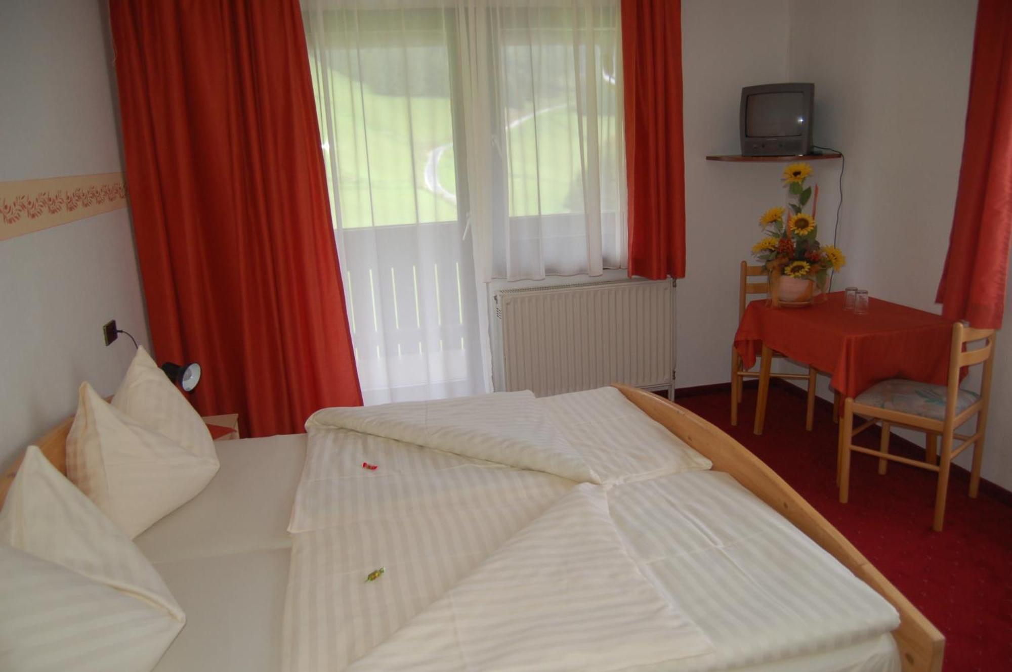 Alpenhotel & Aparthotel Lanz Hohentauern Camera foto