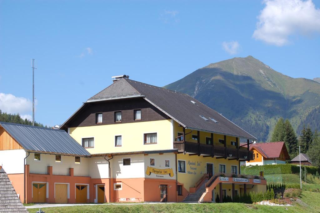 Alpenhotel & Aparthotel Lanz Hohentauern Esterno foto